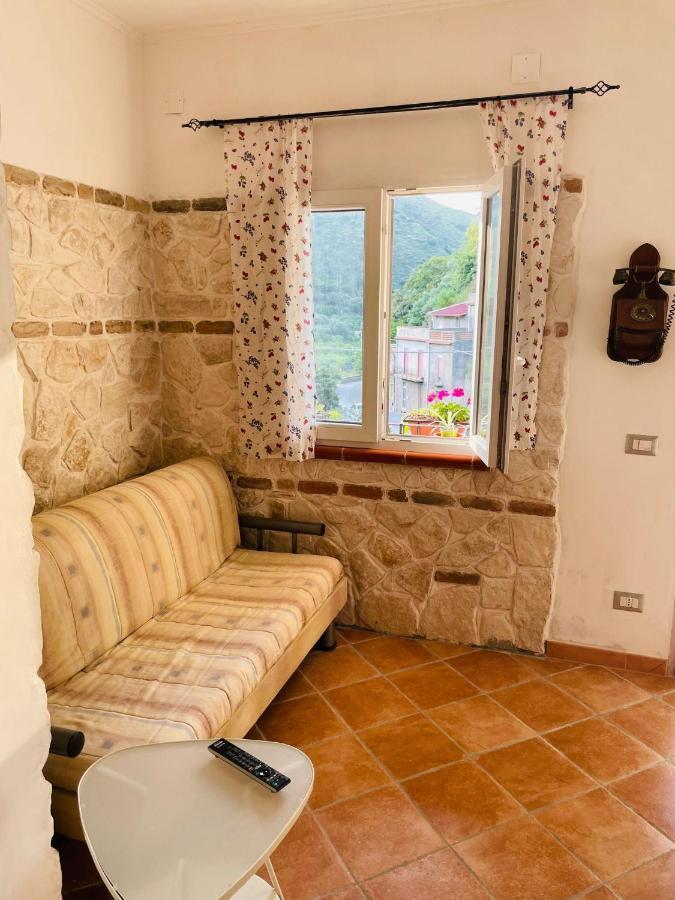Villa Le Maioliche à Saponara Extérieur photo
