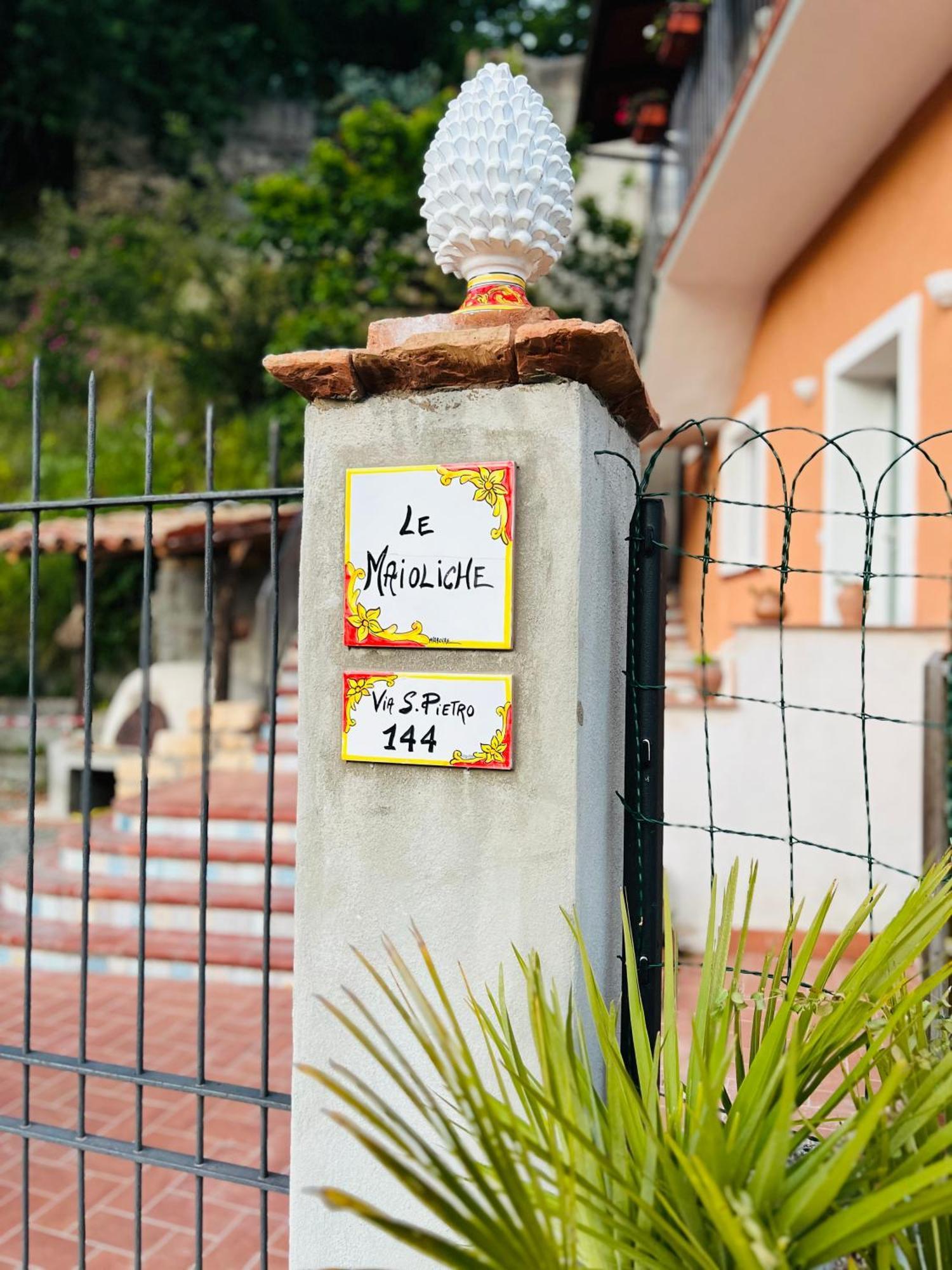 Villa Le Maioliche à Saponara Extérieur photo